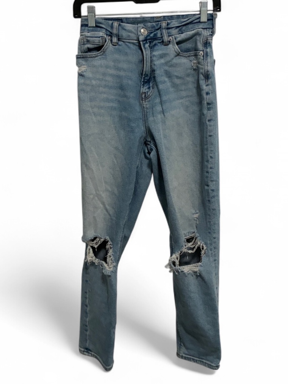 American Eagle Curvy Mom Light Blue Distressed Knees Jeans